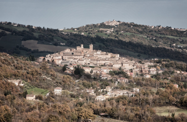 Χωριό Σαρνάνο - Sarnano | Secret World Trip Planner