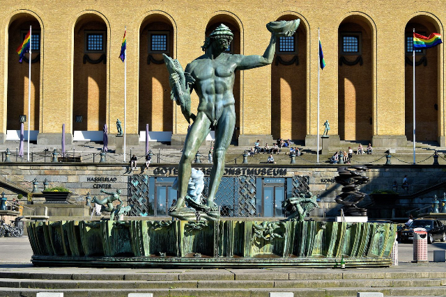Gothenburg's Poseidon — Götaplatsen
