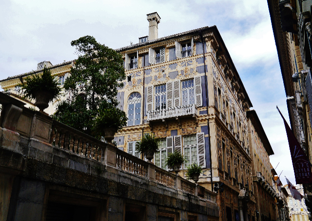 Palazzo Podestà agus a ghairdín álainn - Genova | Secret World Trip Planner