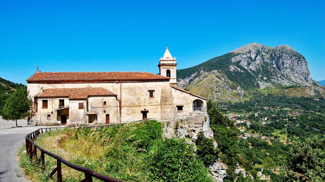 Svetište Marije sv. od Pietrasante - San Giovanni A Piro | Secret World Trip Planner