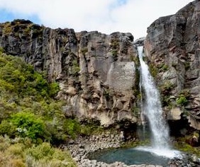 Nuova Zelanda | Cascate di Taranaki — Tongariro National Park