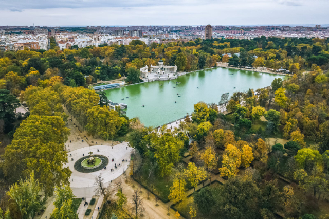 Parco El Retiro - Madrid | Secret World Trip Planner