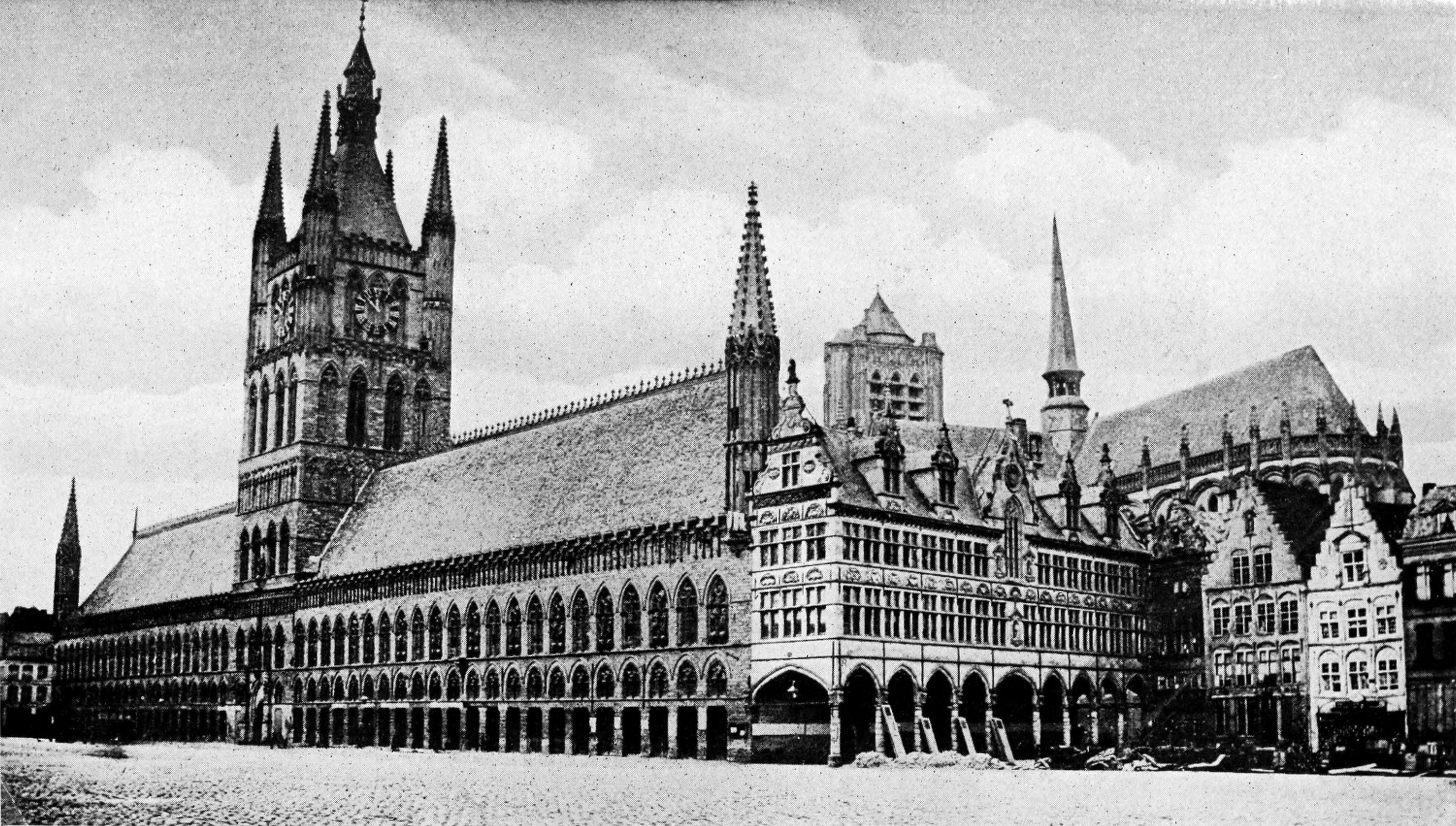 Sala dei tessuti - Ieper | Secret World Trip Planner
