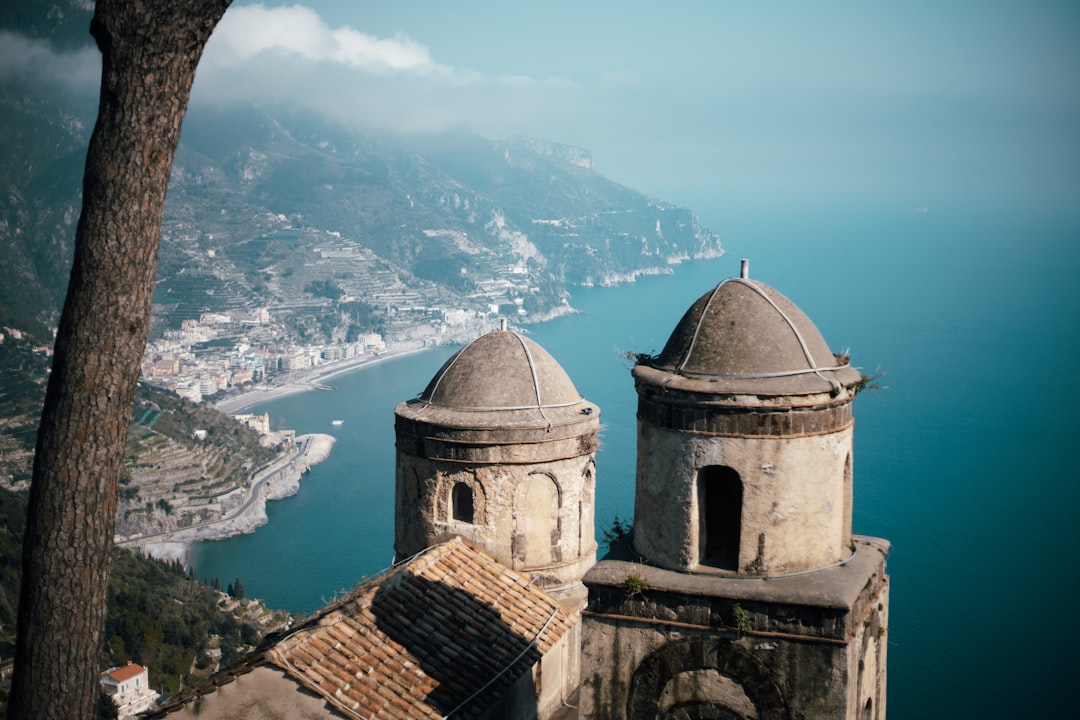 Ravello idir an spéir agus an domhan - Domhan Rúnda - Ravello | Secret World Trip Planner