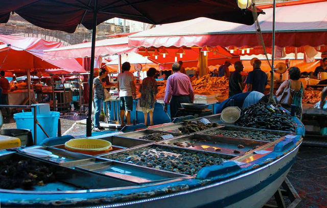 માછલીની દુકાન - Catania | Secret World Trip Planner