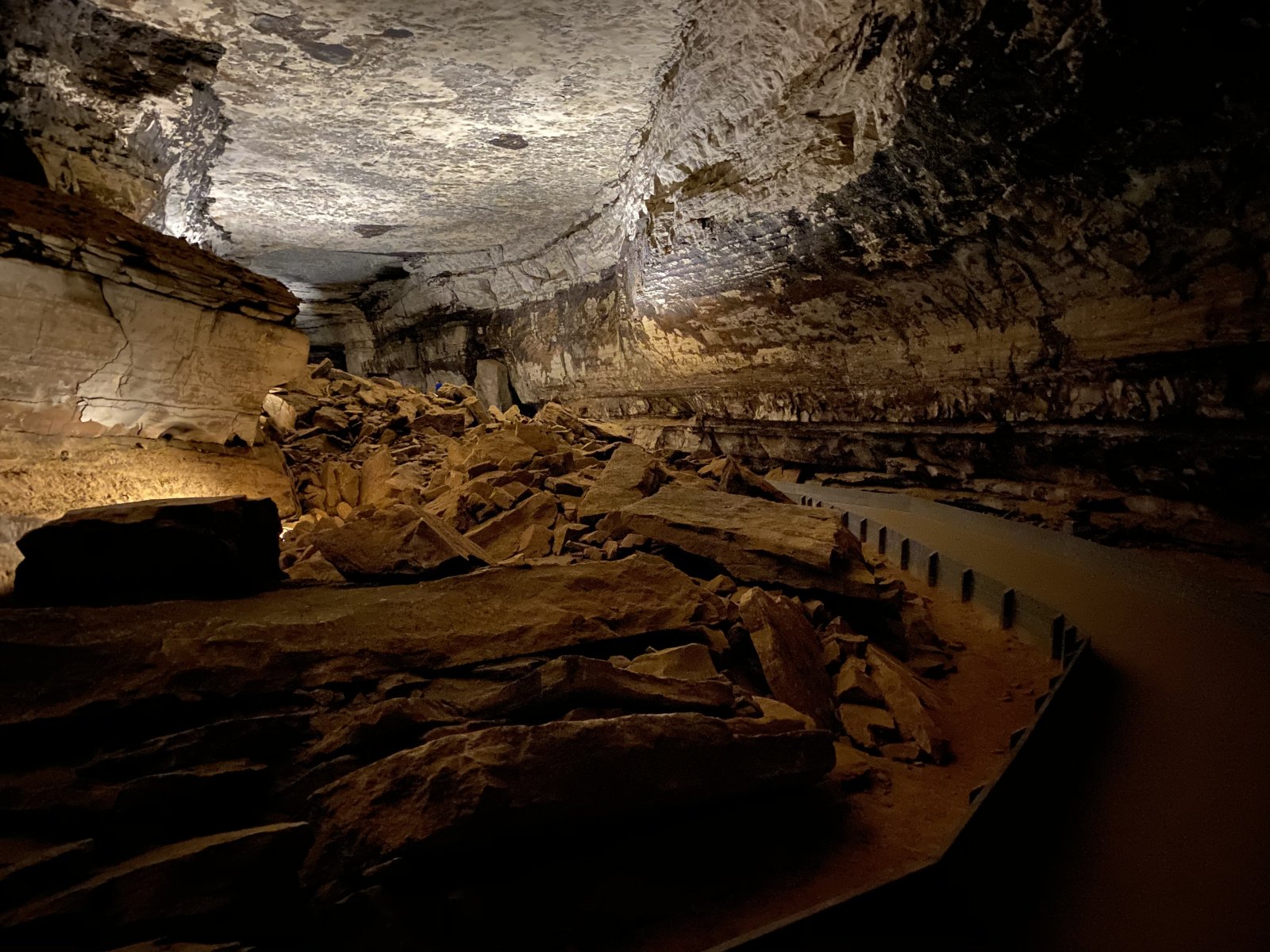 Mammoth Cave Kentucky: the world’s longest cave system - Mammoth Cave | Secret World Trip Planner