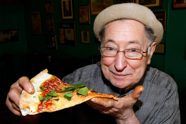 Assaporare la fetta: Di Fara, il gioiello familiare della scena della pizza a NYC - Brooklyn | Secret World Trip Planner