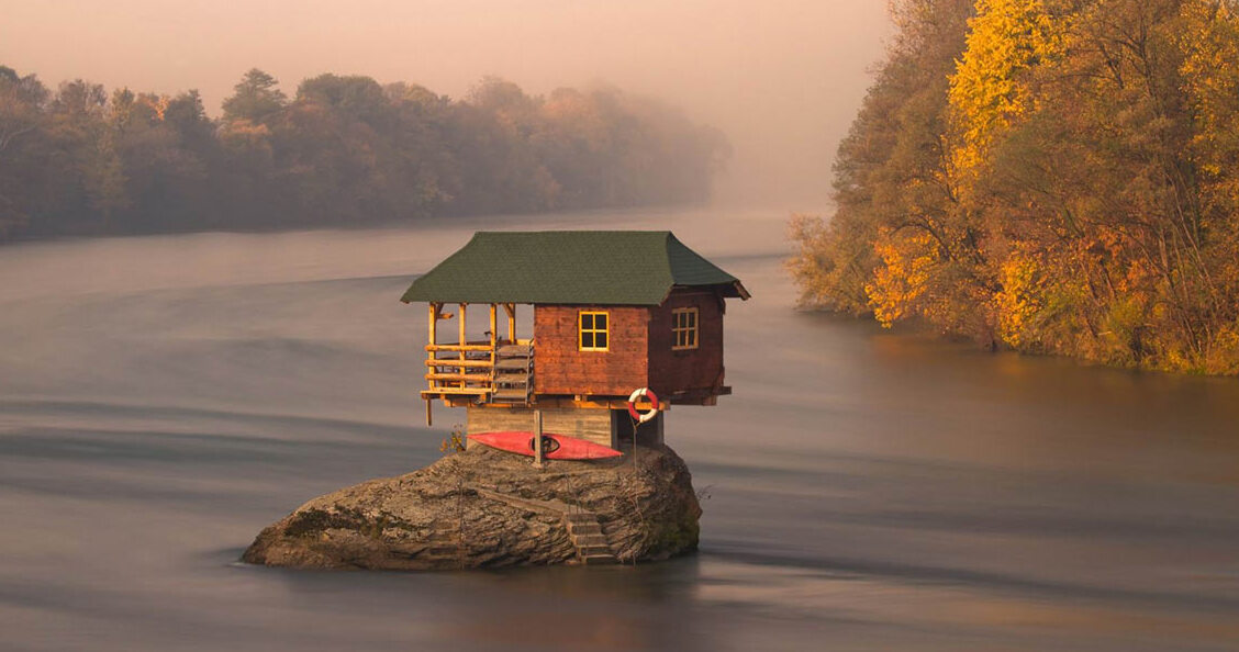 A small house in the middle of the Drina River - Bajina Bašta | Secret World Trip Planner