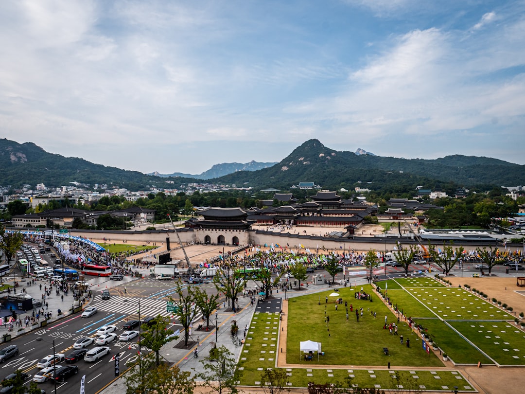 Gwanghwamun Plaza handi bat da, eta eder plaza Seulen - Jongno-gu | Secret World Trip Planner