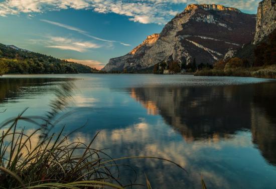 Lac Toblino - Lago di Toblino | Secret World Trip Planner