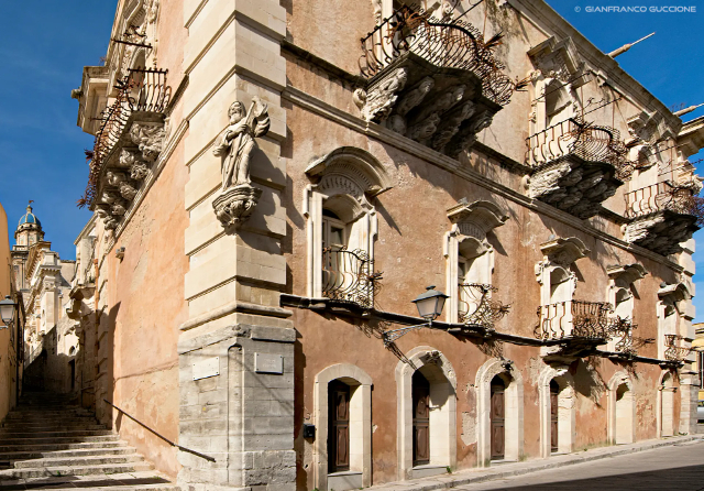 Palácio Cosentini - Ragusa | Secret World Trip Planner