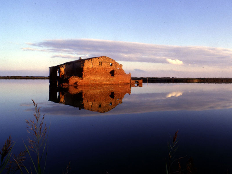 Le Valli di Comacchio - Comacchio | Secret World Trip Planner