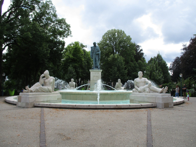 Champ de Marsi park - Colmar | Secret World Trip Planner