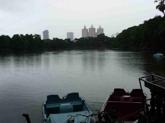 Lago Chhota Cachemira - Mumbai | Secret World Trip Planner