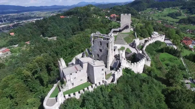 Castello di Celje - Cesta na Grad 78 | Secret World Trip Planner
