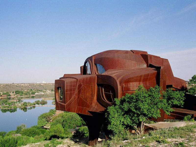 The Steel House in Texas - Ransom Canyon | Secret World Trip Planner
