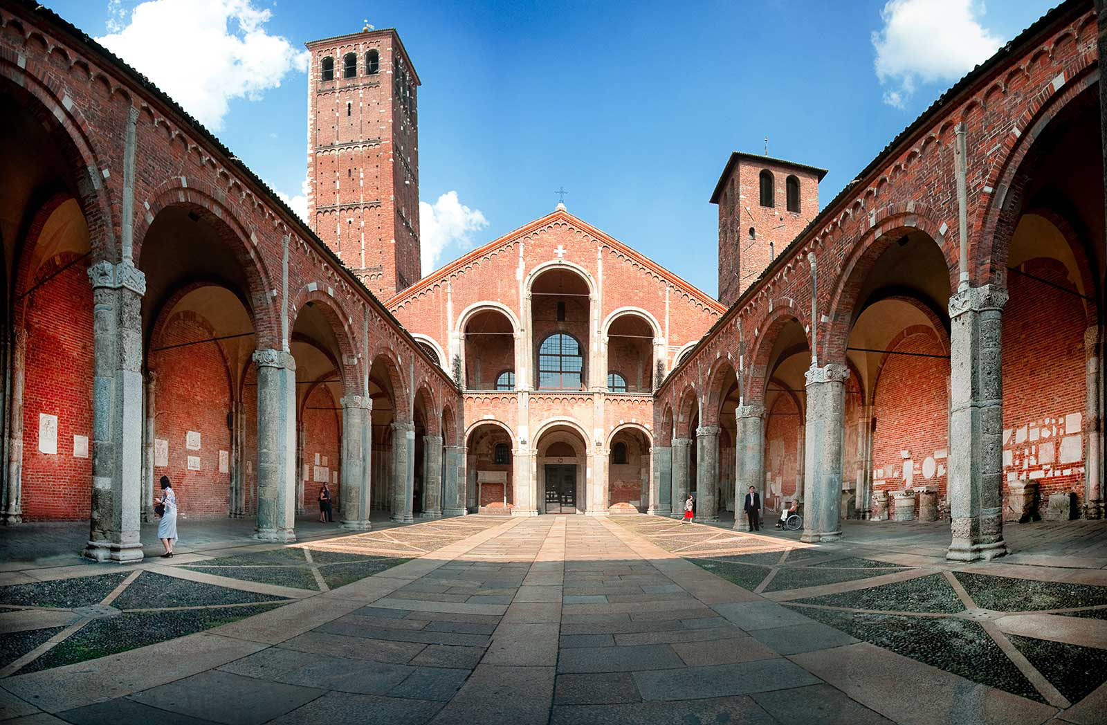 Basilica of Sant ' Ambrogio - Milano | Secret World Trip Planner