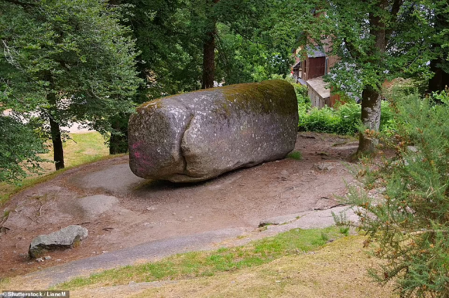 Trembling Rock (Roccia Tremante) — Huelgoat