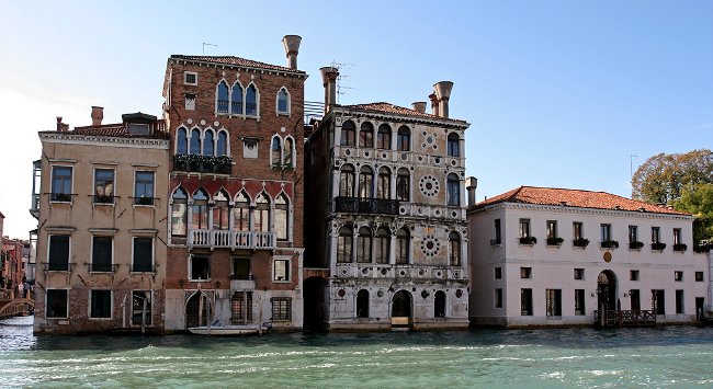 Ca Dario the cursed Palace - Venezia | Secret World Trip Planner