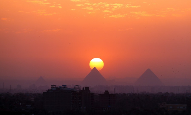 Puesta de sol en las Pirámides de Giza - Al Haram | Secret World Trip Planner