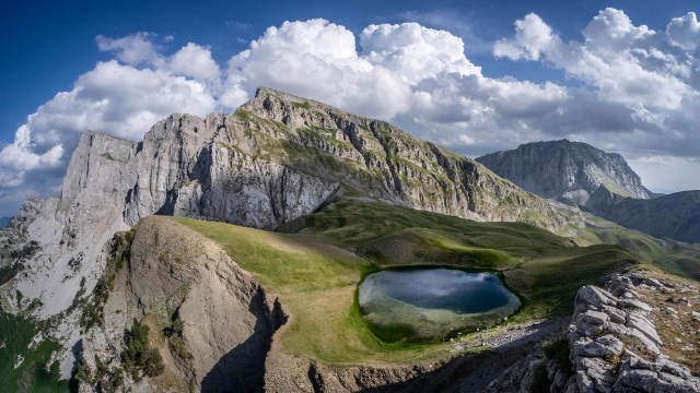 Drakolimni, Drakono ežeras - Drakolimni | Secret World Trip Planner