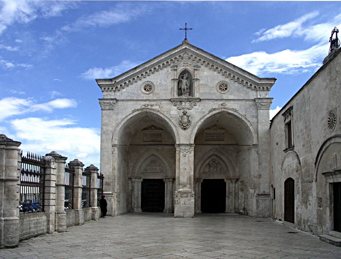 O santuario de San Michele Arcangelo - Monte Sant'Angelo | Secret World Trip Planner