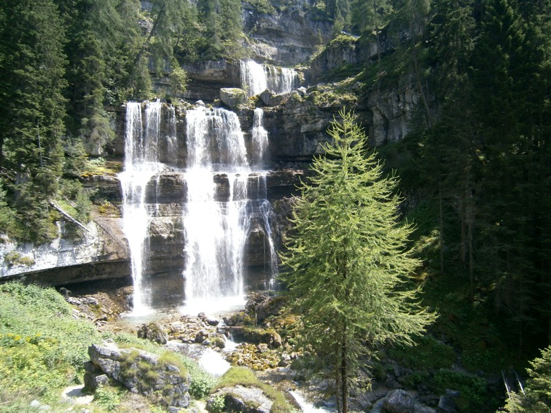 Vallesinella juga - Madonna di Campiglio | Secret World Trip Planner