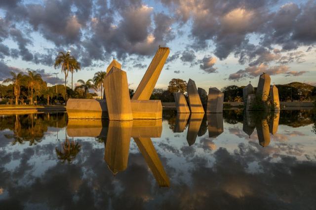 Il quadrato di cristallo - DF | Secret World Trip Planner