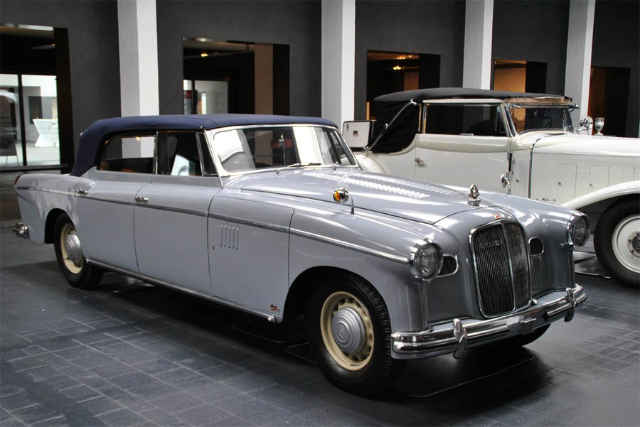 Museum For Historical Maybach Cars Neumarkt - Neumarkt in der Oberpfalz | Secret World Trip Planner