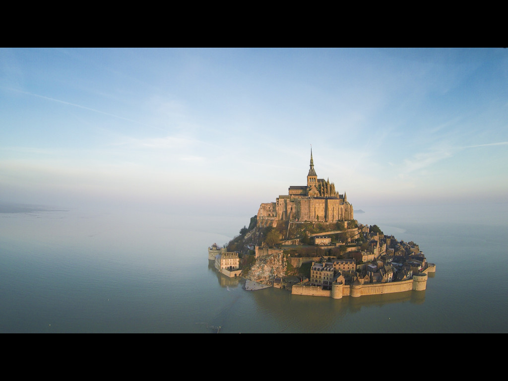 ਮੌਂਟ ਸੇਂਟ ਮਿਸ਼ੇਲ - Mont Saint-Michel | Secret World Trip Planner