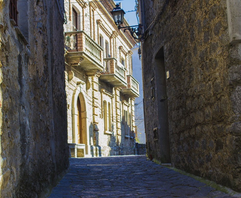 Roccagliorosa - Roccagloriosa | Secret World Trip Planner