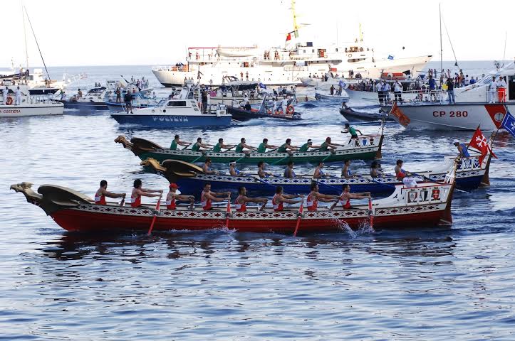 Regata delle Antiche Repubbliche Marinare - Amalfi | Secret World Trip Planner