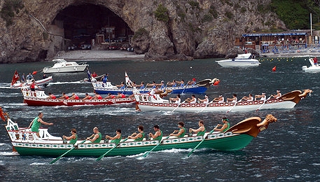 Regata delle Antiche Repubbliche Marinare - Amalfi | Secret World Trip Planner