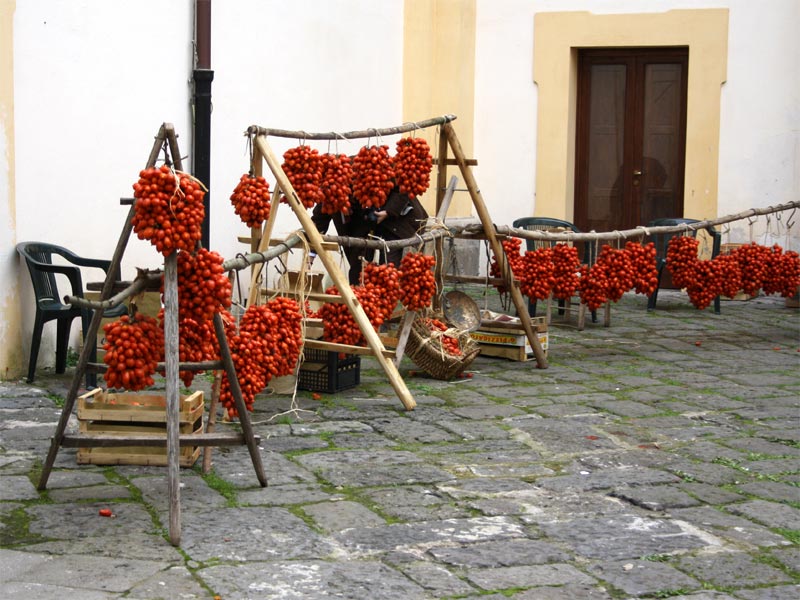 Pomodorino del piennolo del Vesuvio - Somma Vesuviana | Secret World Trip Planner