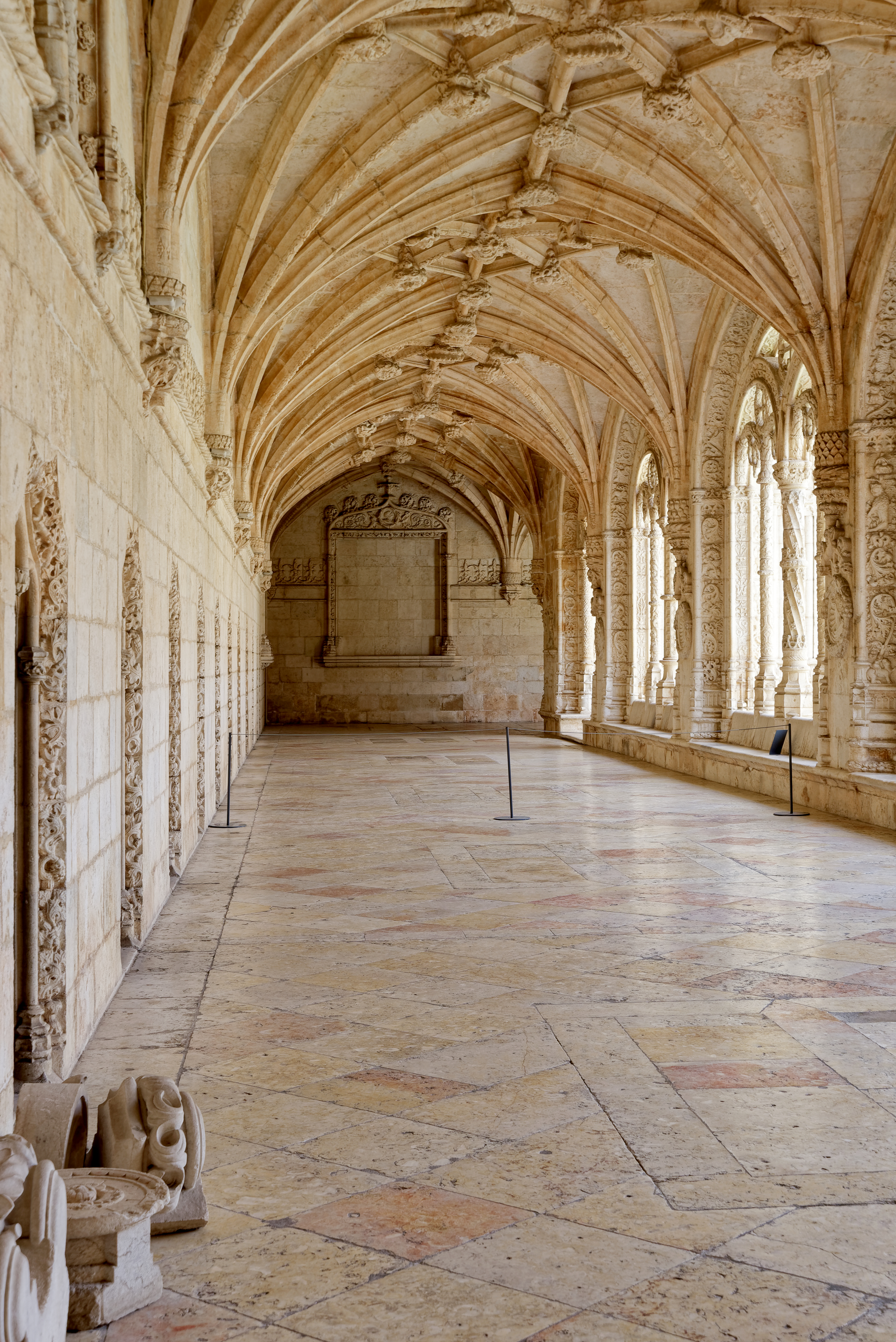 Découvrez le Monastère des Jerónimos à Lisbonne - Praça do Império 1400-206 Lisboa | Secret World Trip Planner