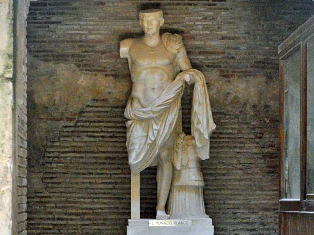 Mausoleo di Lucio Munazio Planco - Gaeta | Secret World Trip Planner