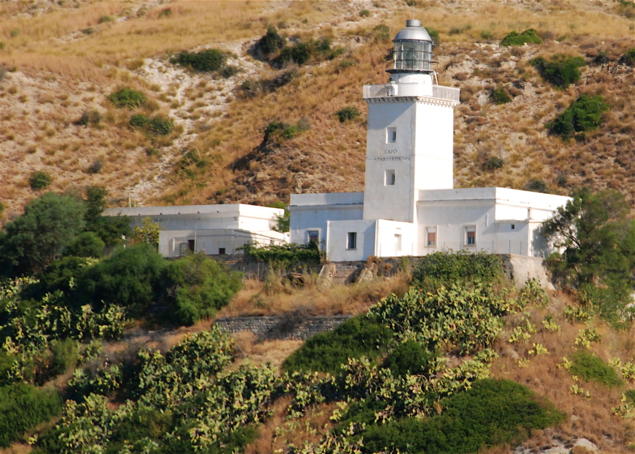 Calabria: Faro di Capo Spartivento - Via Faro Capo Spartivento | Secret World Trip Planner