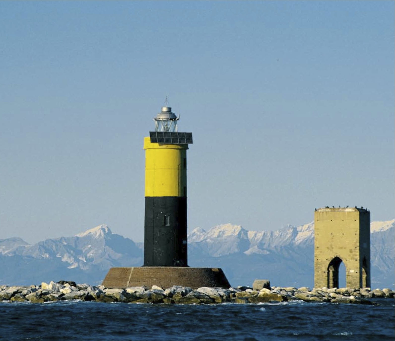 Fari della Meloria - Torre della Meloria | Secret World Trip Planner