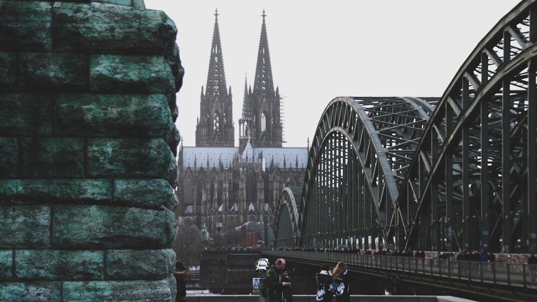 Tramonti dal Mondo | Funivia di Colonia  - Köln | Secret World Trip Planner