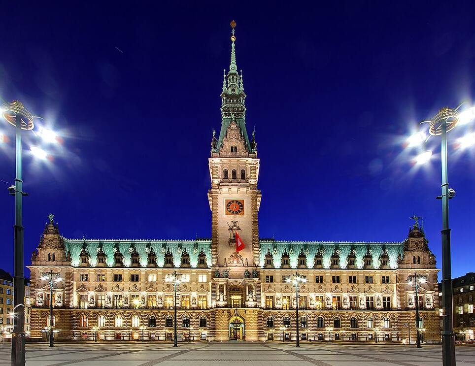 Hamburgas rātsnams - Hamburg | Secret World Trip Planner