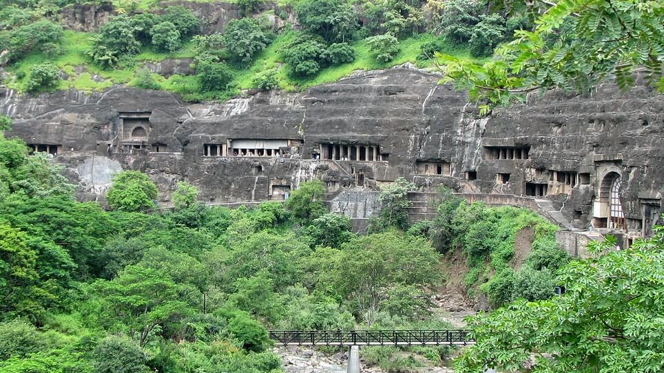 Ajanta barlangok-India nyolcadik csodája - Thana | Secret World Trip Planner