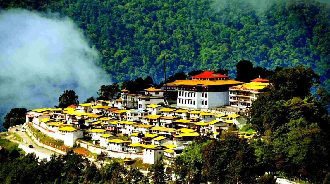 Tawang Monastery, probably the largest monastery of India - Tawang | Secret World Trip Planner