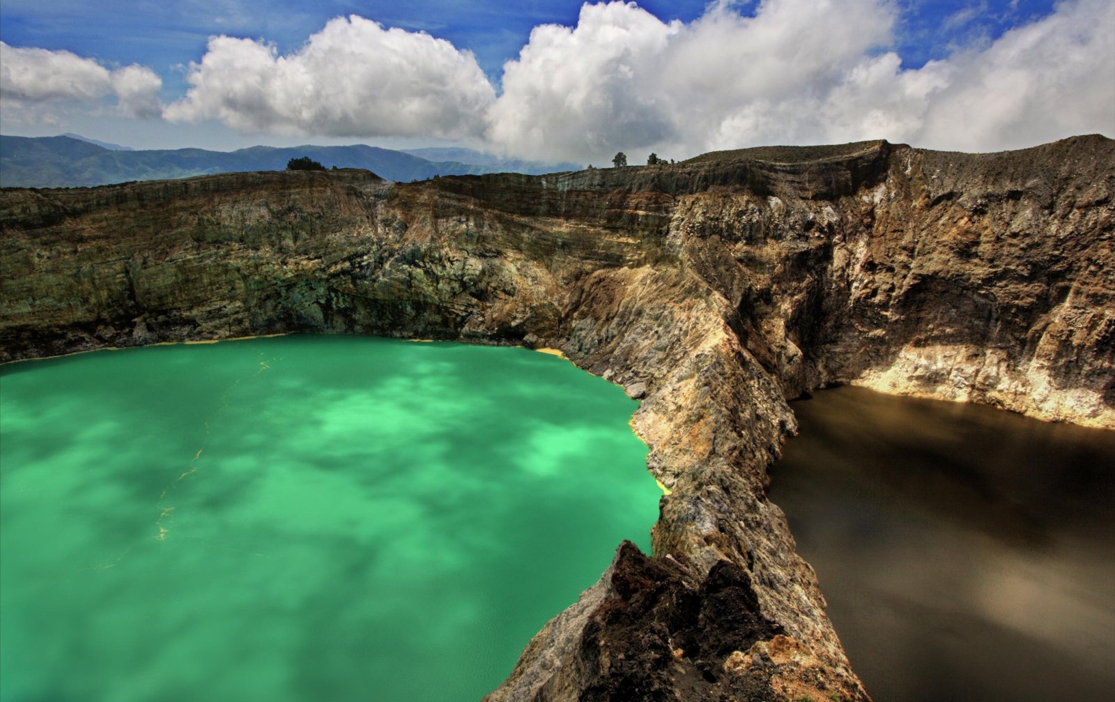 Les lacs du Kelimutu - Ende Regency | Secret World Trip Planner