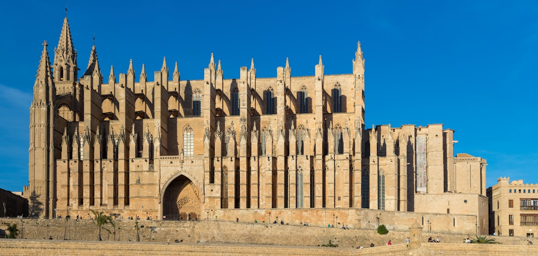 The Cathedral of Majorca - Palma | Secret World Trip Planner