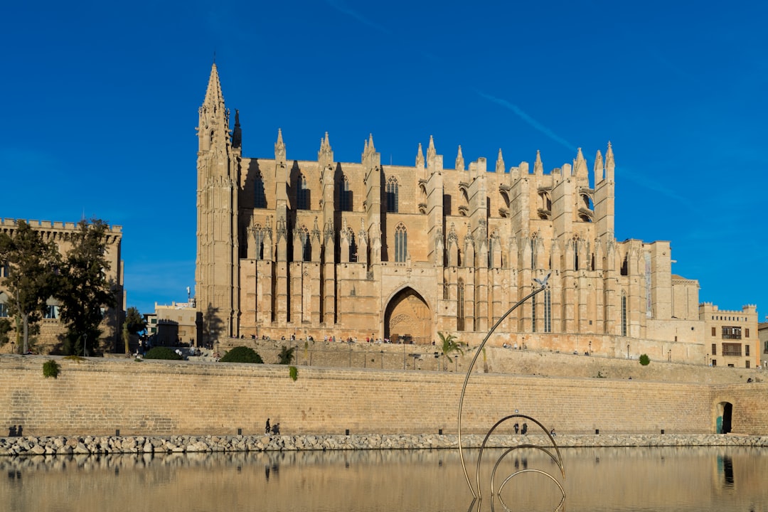 The Cathedral of Majorca - Palma | Secret World Trip Planner
