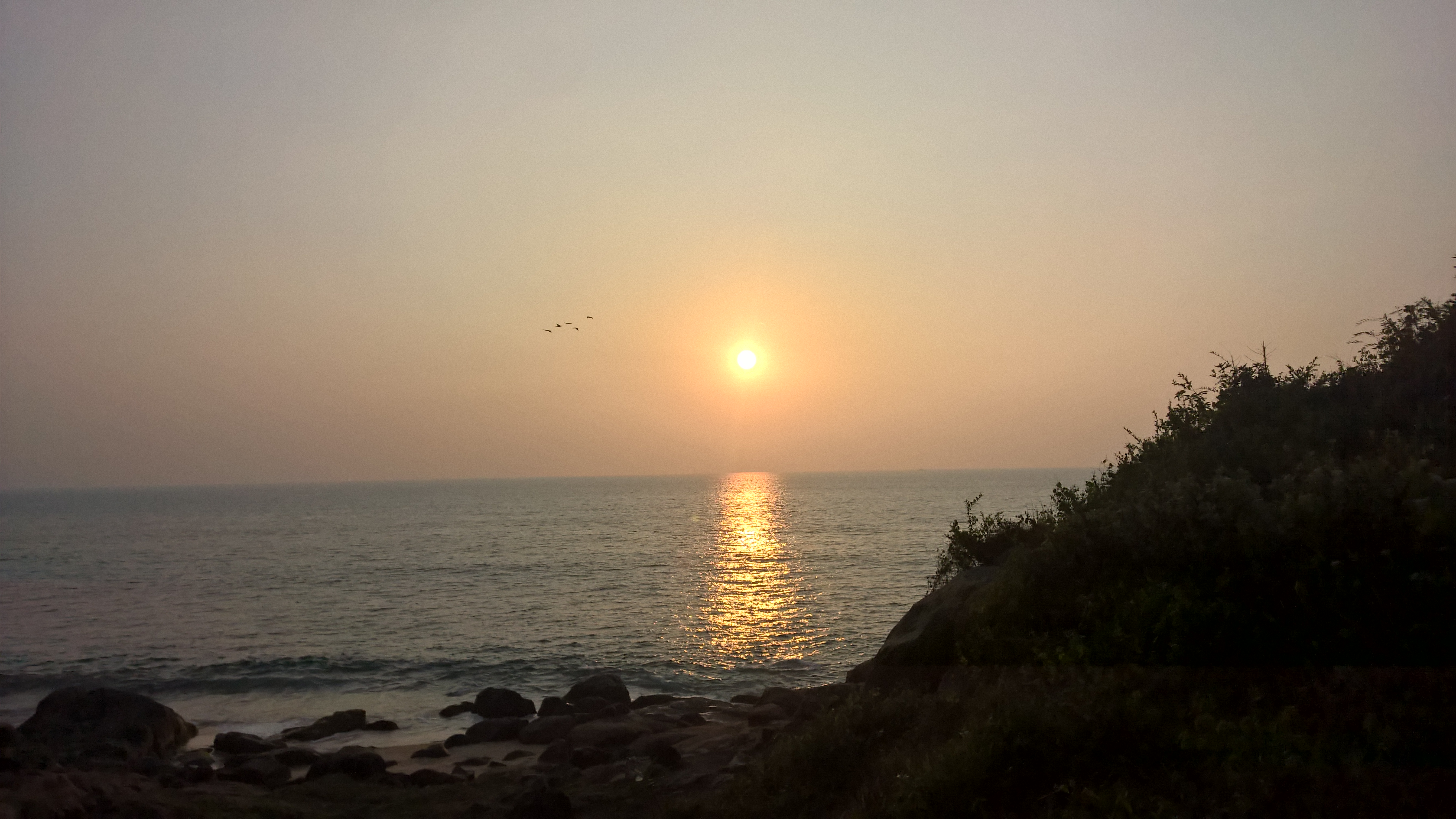 Fyr på Kovalam Beach - Kovalam | Secret World Trip Planner