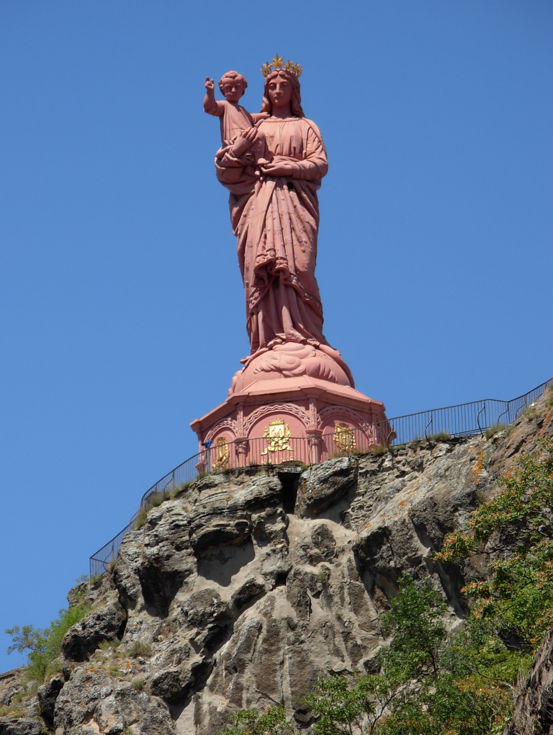 Statue Notre Dame de France in Le Puy-en-Velay - Le Puy-en-Velay | Secret World Trip Planner