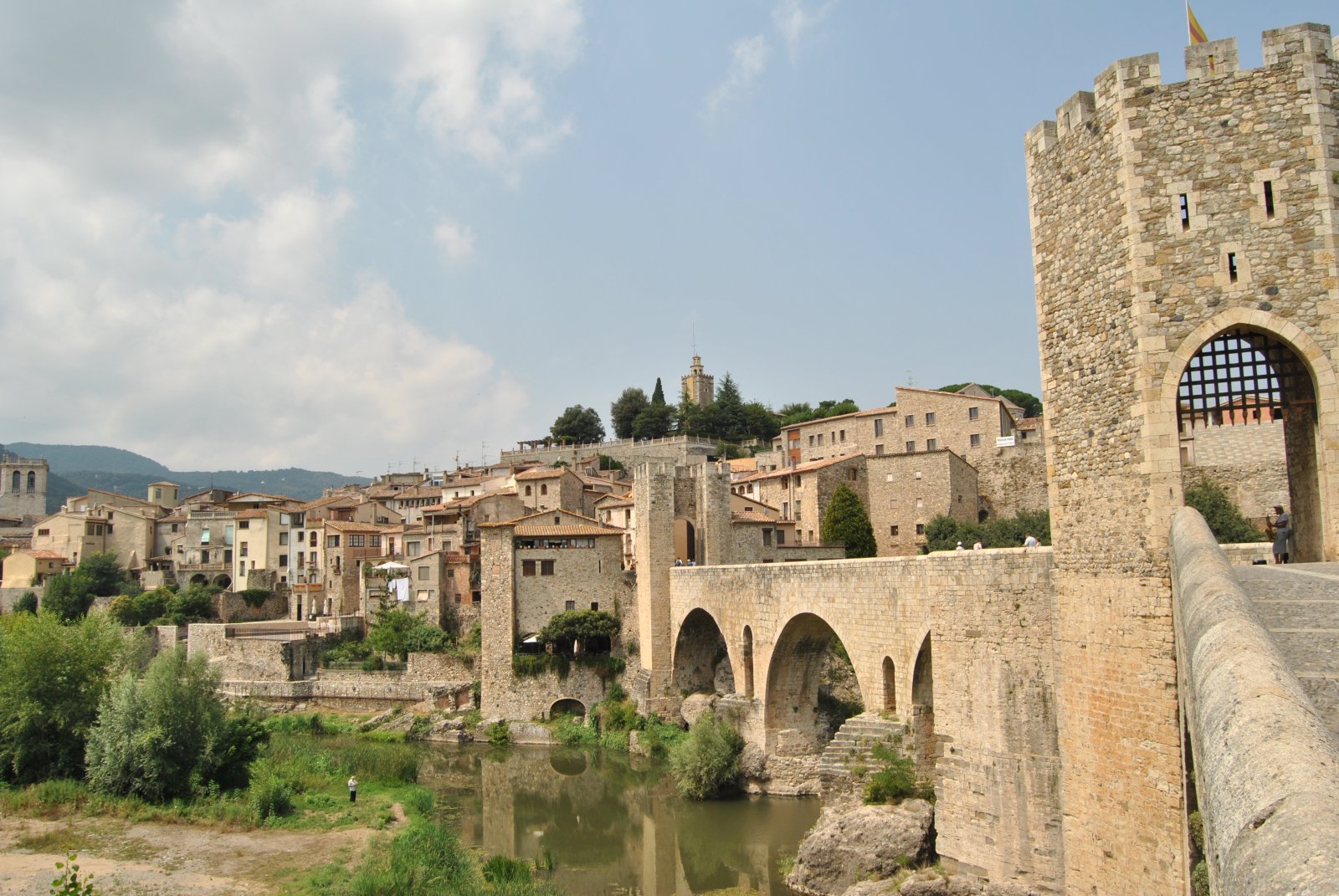 Besalu,the Picturesque Medieval Town - 17850 | Secret World Trip Planner