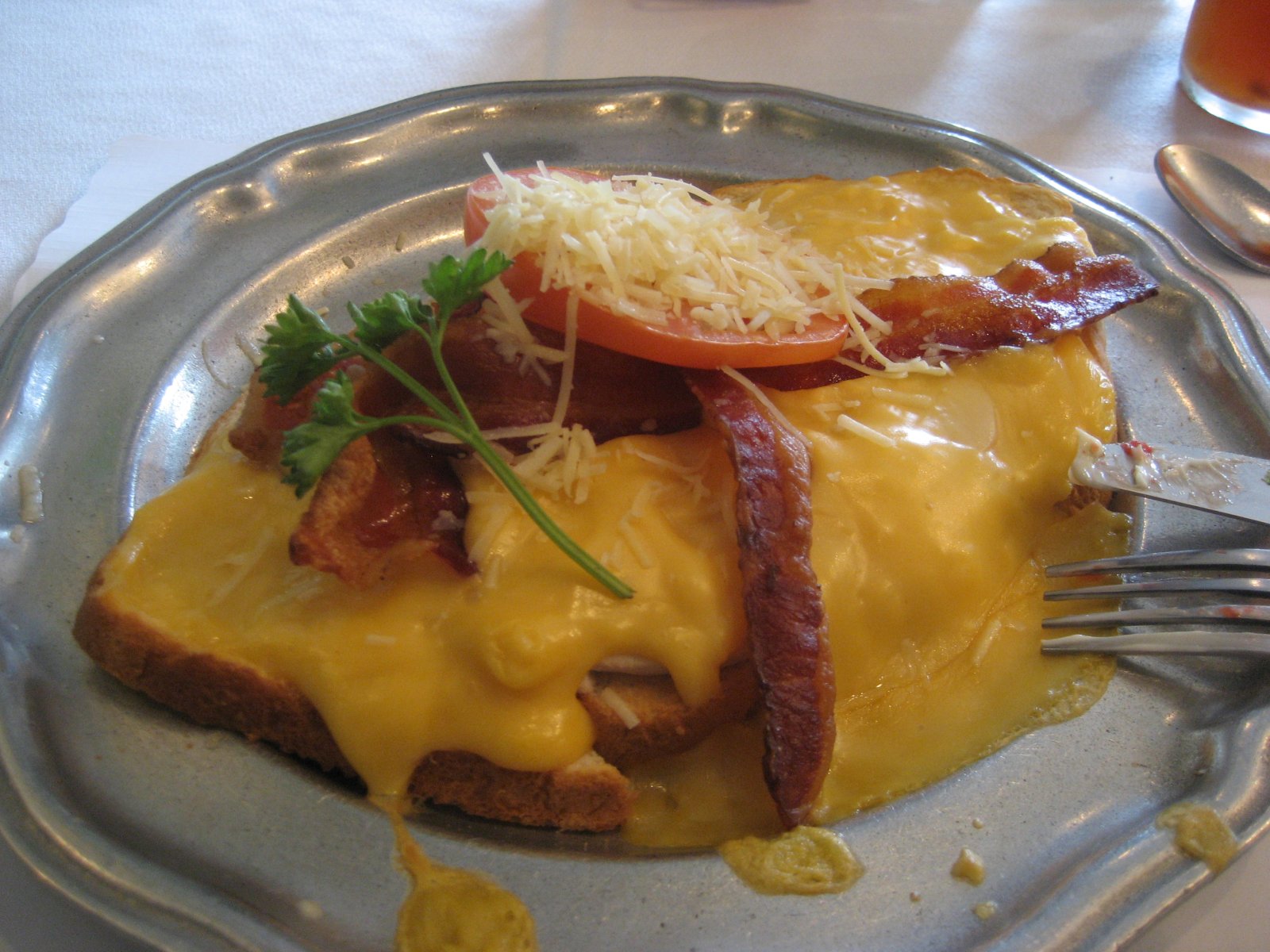 Kentucky Hot Brown - Kentucky | Secret World Trip Planner