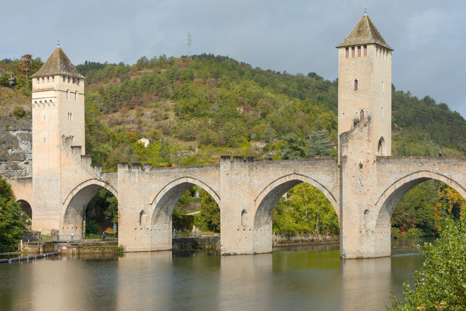 Cahors: Valentré Bridge - Cahors | Secret World Trip Planner